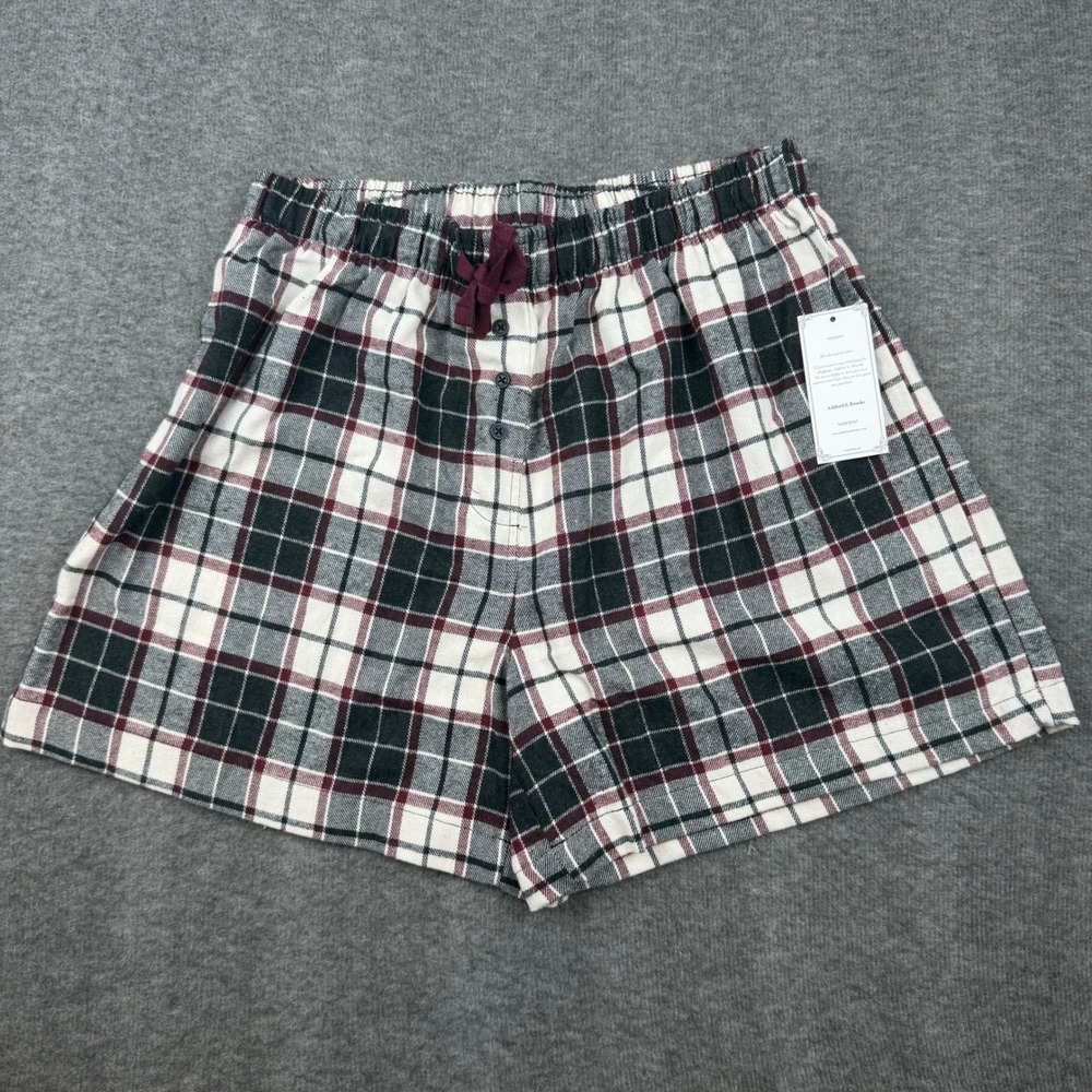 Ashford & Brooks Pajama Shorts Womens Small White Black Burgundy Plaid Flannel‎